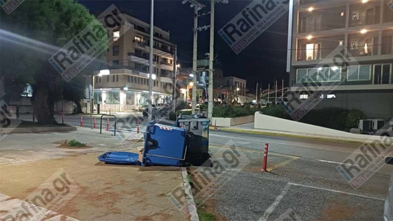 Ραφήνα: Σφοδροί άνεμοι κάνουν… άνω κάτω την πόλη με τα πλοία δεμένα στο λιμάνι