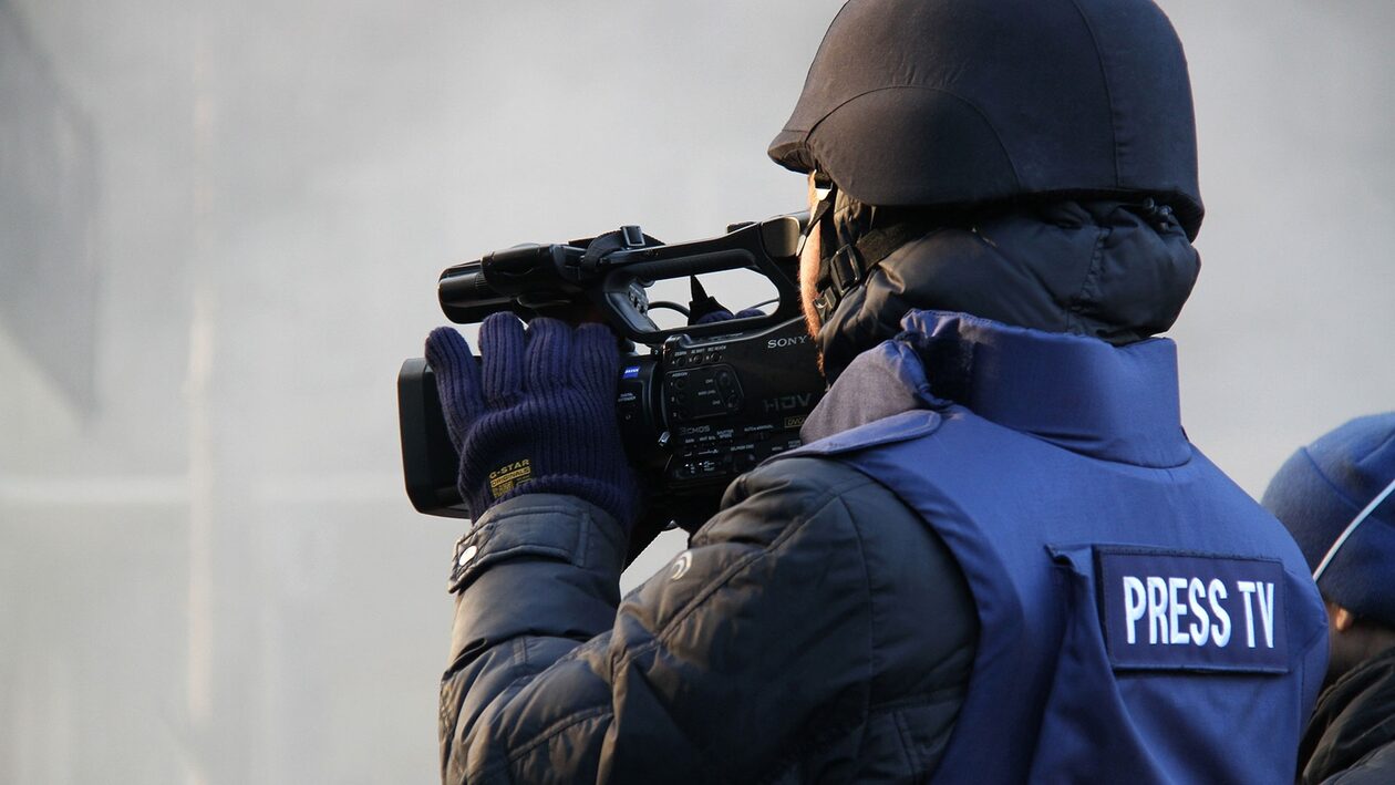 Παλαιστίνιος δημοσιογράφος που αφέθηκε ελεύθερος από το Ισραήλ καταγγέλλει πως υπέστη βασανιστήρια