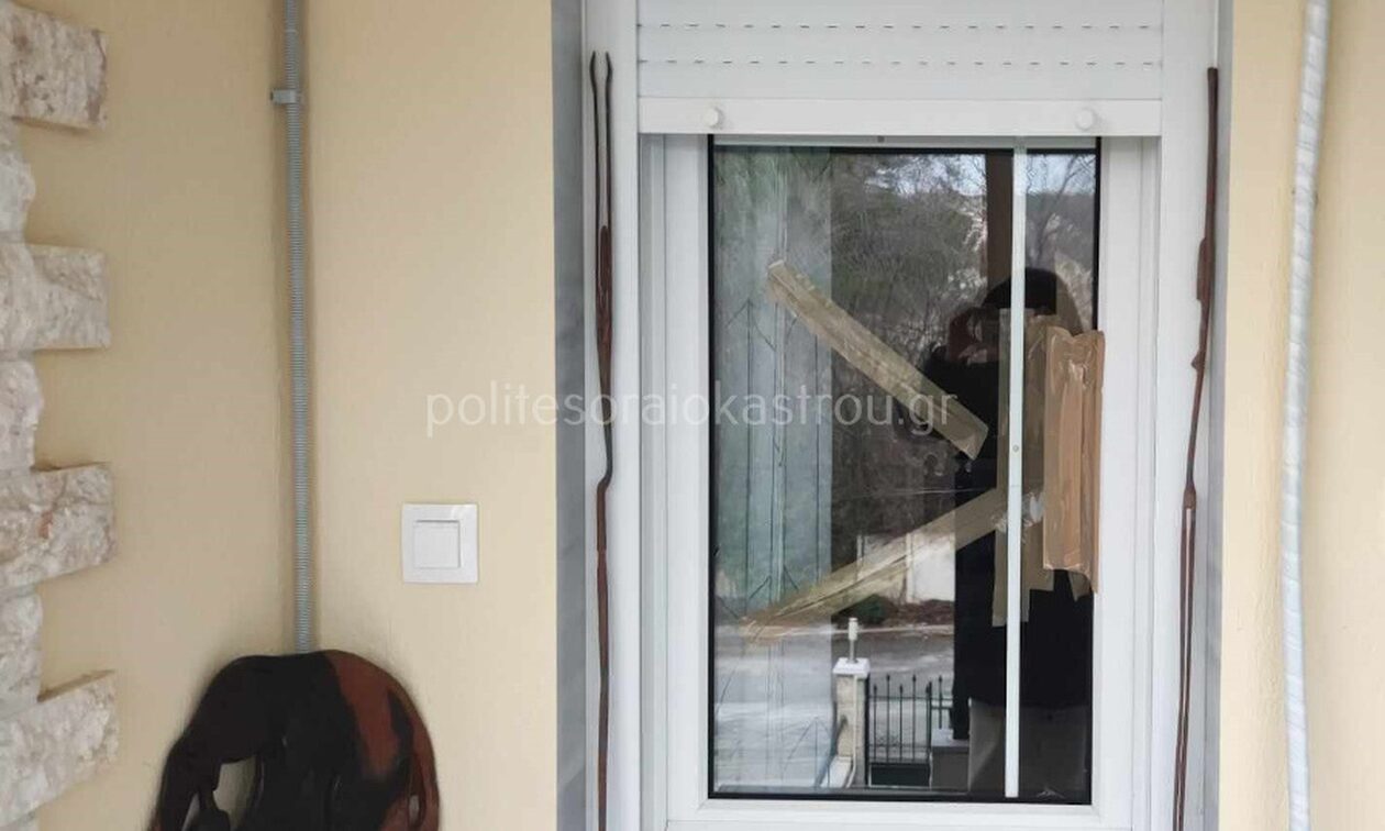 Θεσσαλονίκη: Διαρρήκτες τρύπωσαν σε σπίτι και άρπαξαν χρυσαφικά, μπισκότα και χυμούς!