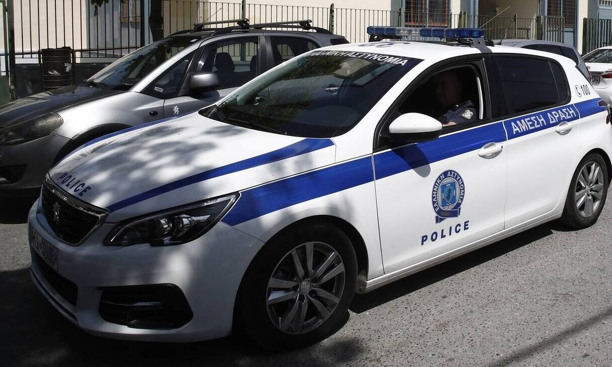 Φάκελος με λευκή σκόνη στη ρωσική πρεσβεία – Συναγερμός στη Μητροπόλεως για ύποπτο αντικείμενο