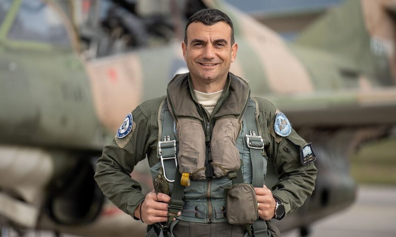 Η Βουλη υιοθετεί τα ανήλικα παιδιά του αδικοχαμένου επισμηναγού Επαμεινώνδα Κωστέα