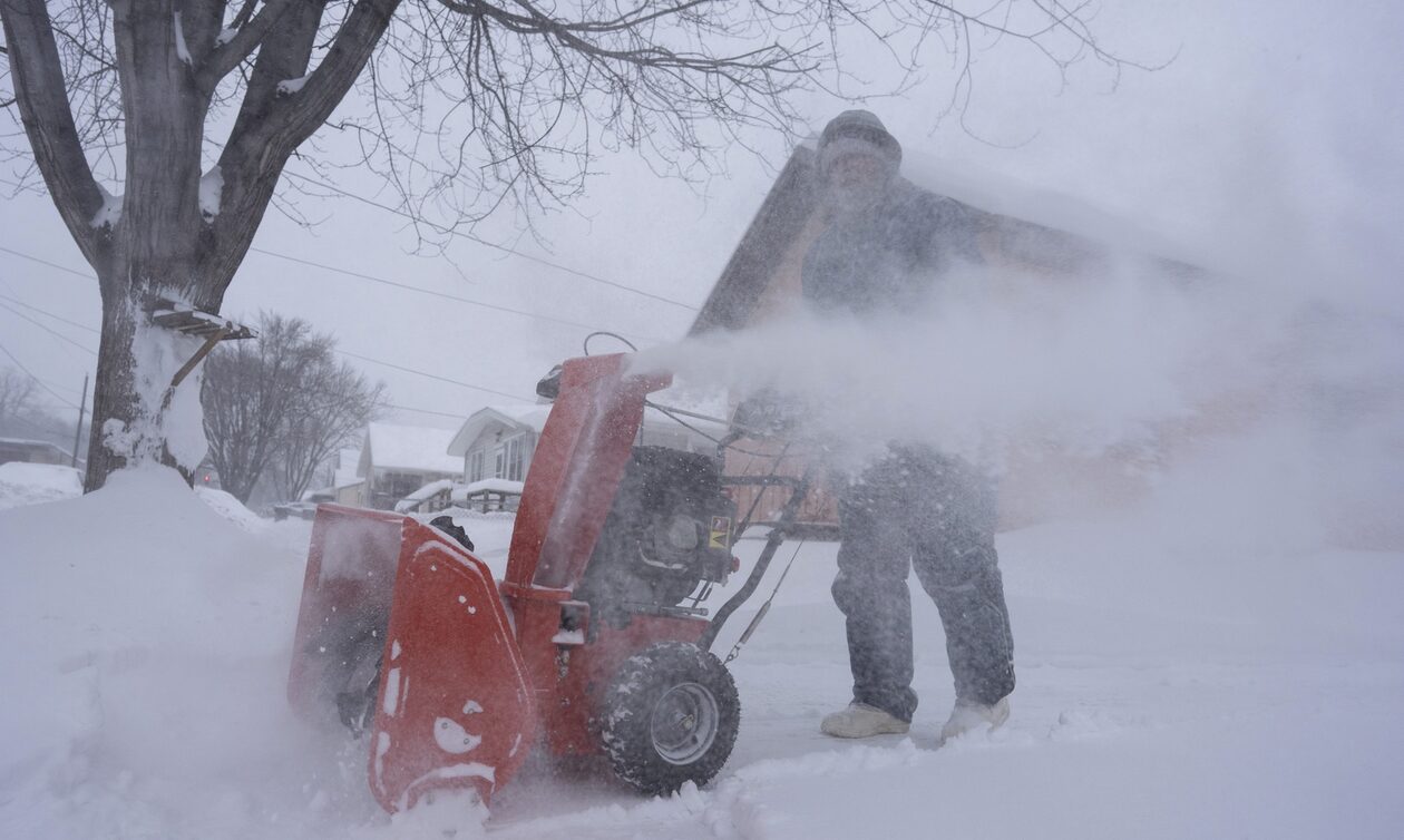 ΗΠΑ: Χειμερινή καταιγίδα αφήνει χωρίς ρεύμα 250.000 νοικοκυριά – Προβλήματα στις πτήσεις
