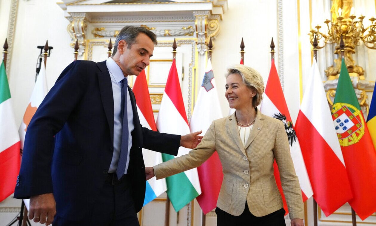 Νταβός: Συνάντηση Μητσοτάκη – Φον ντερ Λάιεν την προσεχή Πέμπτη (18/01)