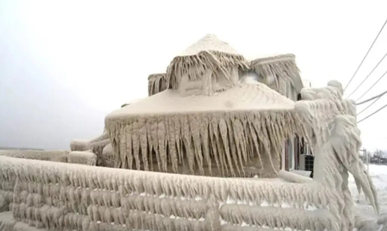 Νέα Υόρκη: Εντυπωσιακές εικόνες από εστιατόριο που έγινε… πάγος μετά τη χιονοθύελλα