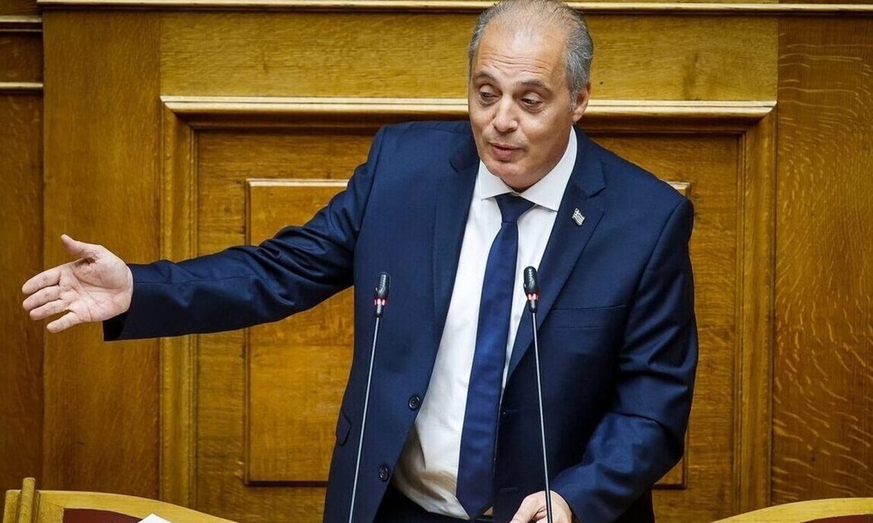 Κυριάκος Βελόπουλος για ομόφυλα ζευγάρια: «Η Νέα Δημοκρατία είναι στη λάθος πλευρά της ιστορίας»