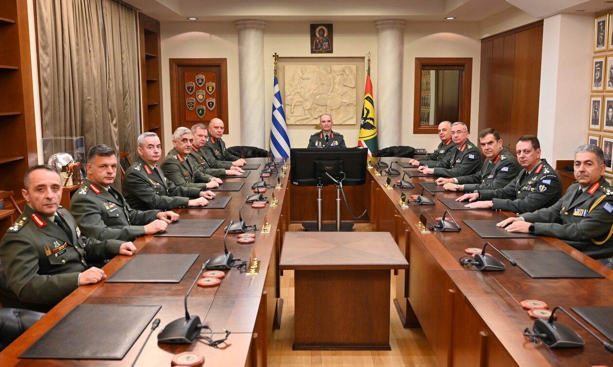 Πρώτη συνεδρίαση για το νέο Ανώτατο Στρατιωτικό Συμβούλιο – Αυτά είναι τα μέλη του