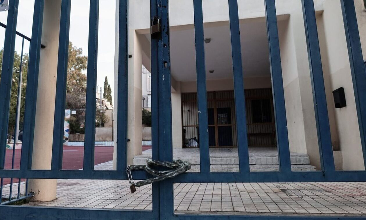 Χανιά: «Λουκέτο» σε Γυμνάσιο λόγω φωτιάς