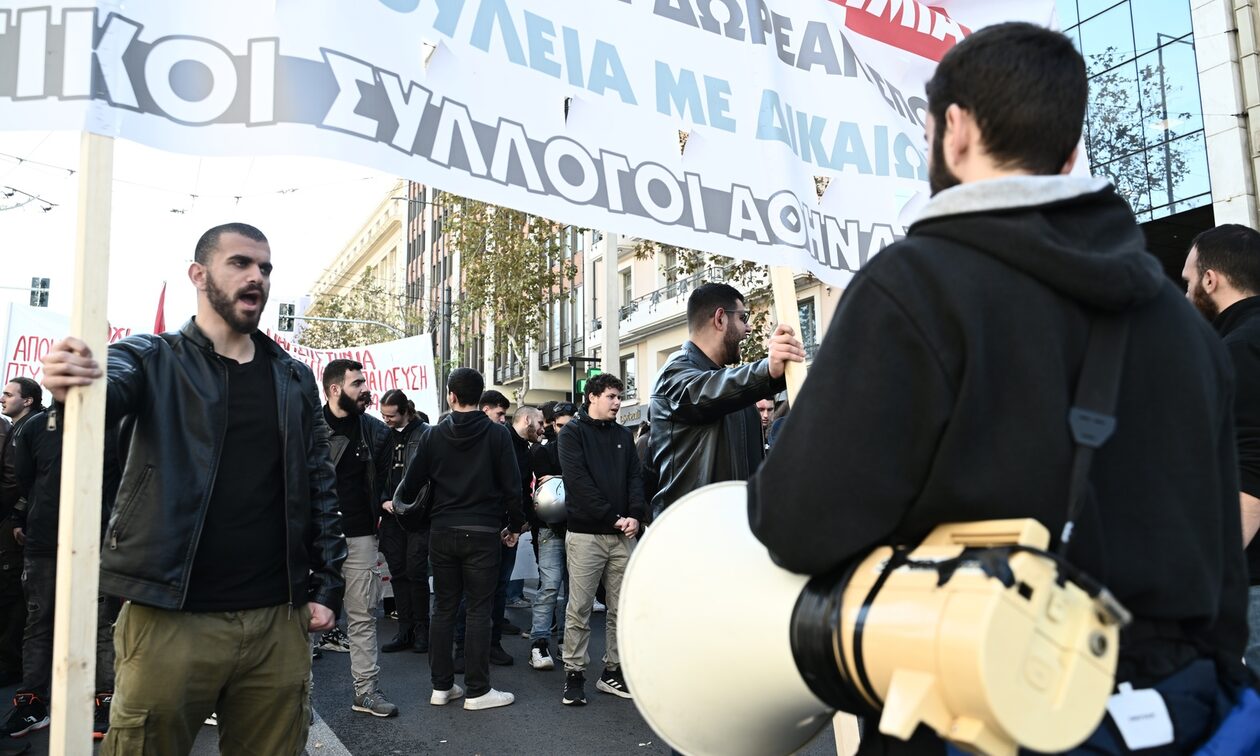 Πανεκπαιδευτικό συλλαλητήριο σε εξέλιξη στο κέντρο της Αθήνας – Κλειστοί δρόμοι γύρω από το Σύνταγμα
