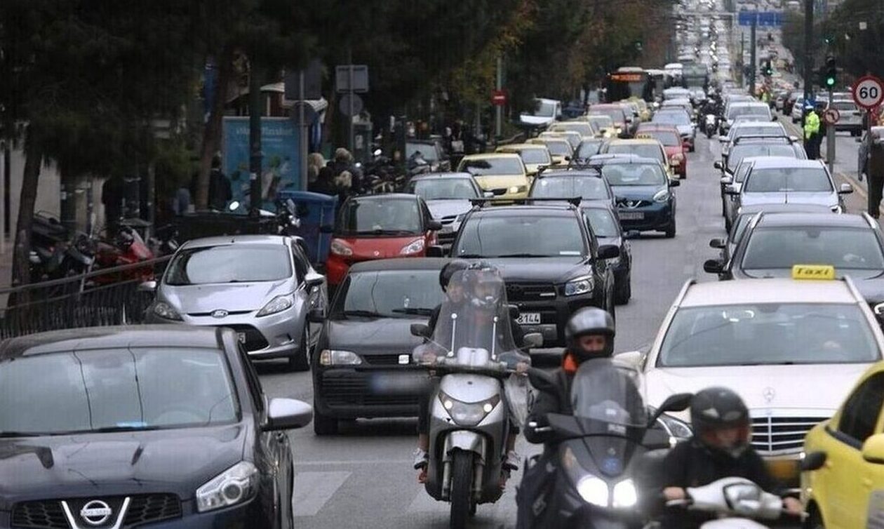 Κίνηση: Μποτιλιάρισμα λόγω τροχαίου στον Κηφισό