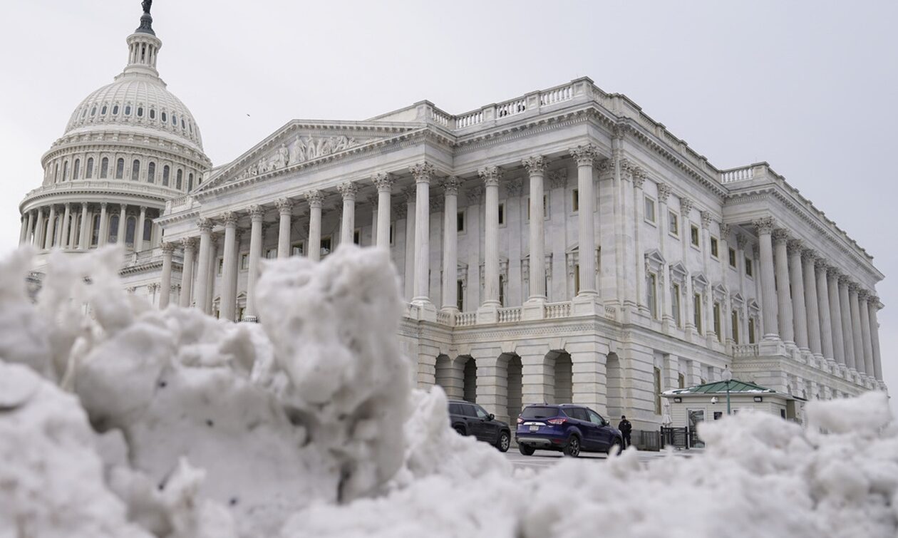 Φονικό ψύχος στις ΗΠΑ: Πάνω από 50 οι νεκροί της κακοκαιρίας – Κλειστά σχολεία και μπλακ άουτ