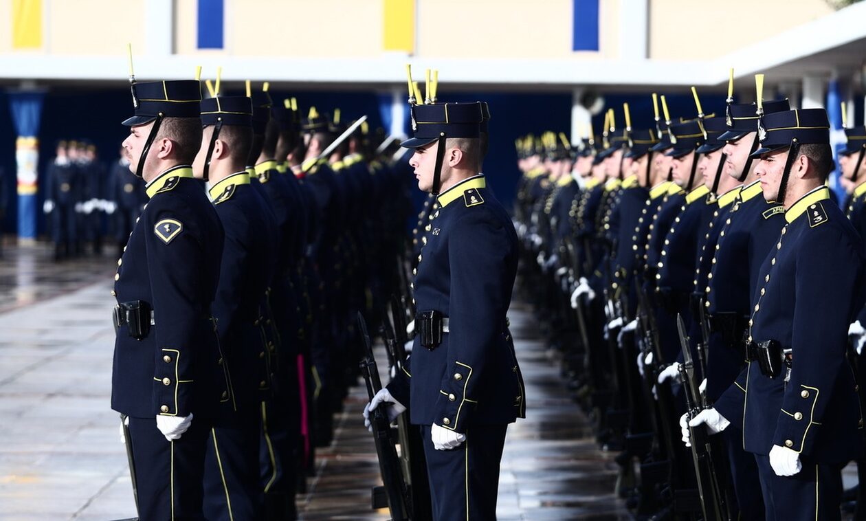 Πανελλήνιες 2024: Η προκήρυξη για την εισαγωγή των υποψηφίων στις Στρατιωτικές Σχολές