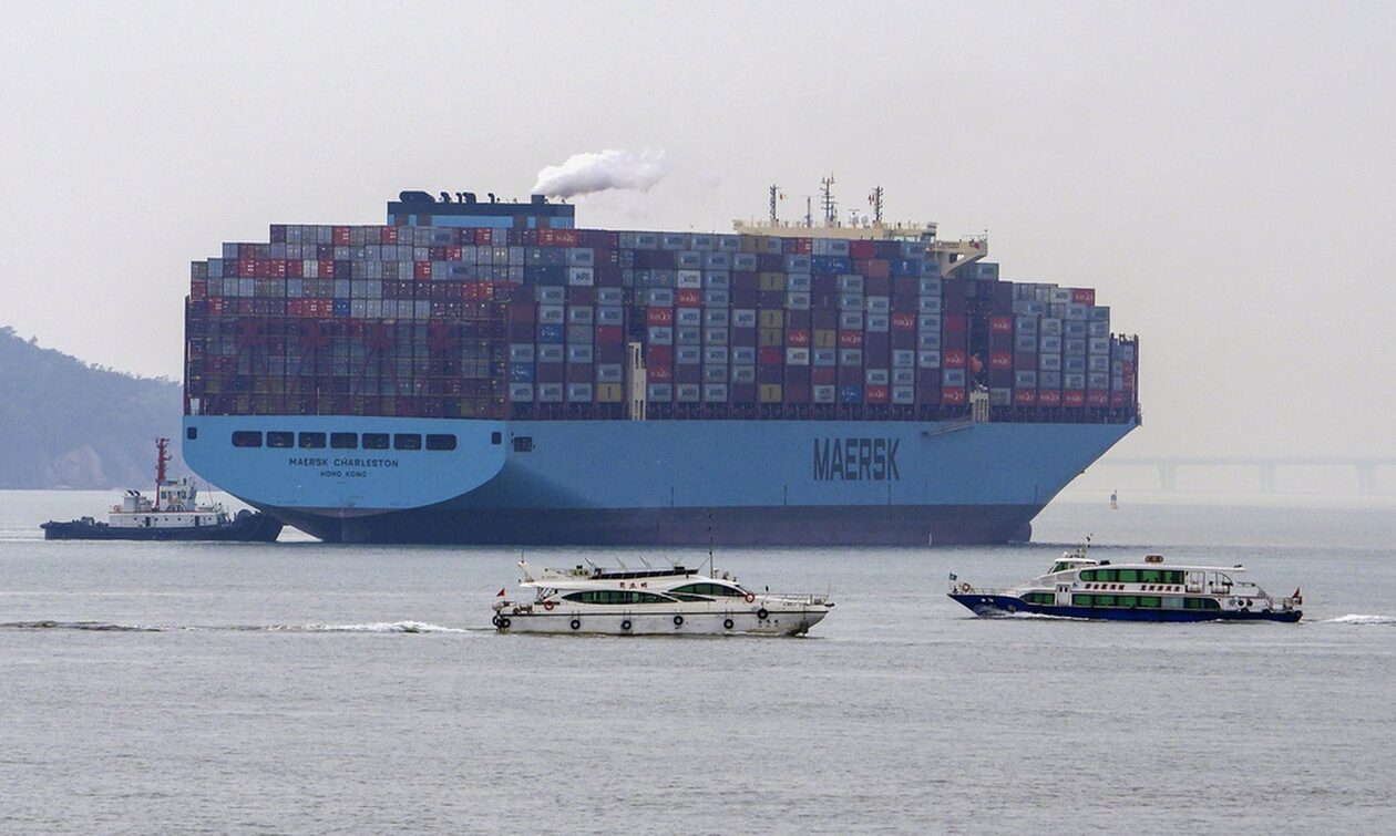 Ερυθρά Θάλασσα: Ο «Αρμαγεδδών της ναυτιλιακής βιομηχανίας» – Τι σημαίνει η αλλαγή πορείας των πλοίων