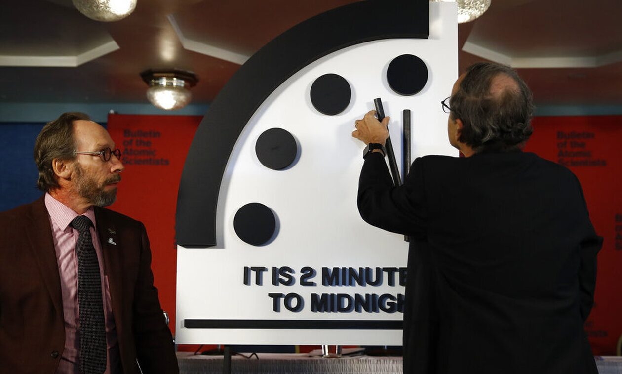 Ρολόι της Αποκάλυψης: Πιο κοντά στην καταστροφή η ανθρωπότητα – Τι θα «δείξει» για το 2024