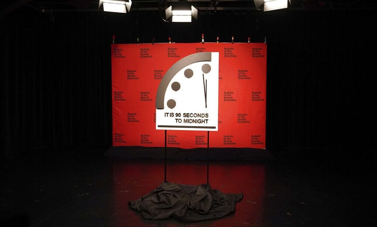 Ρολόι της Αποκάλυψης: Διατηρείται στο 1,5 λεπτό πριν τα μεσάνυχτα