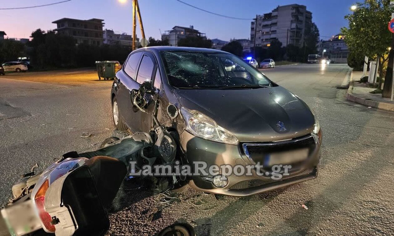 Λαμία: Σοβαρό τροχαίο με σύγκρουση μηχανής με ΙΧ – Στο νοσοκομείο ένας τραυματίας