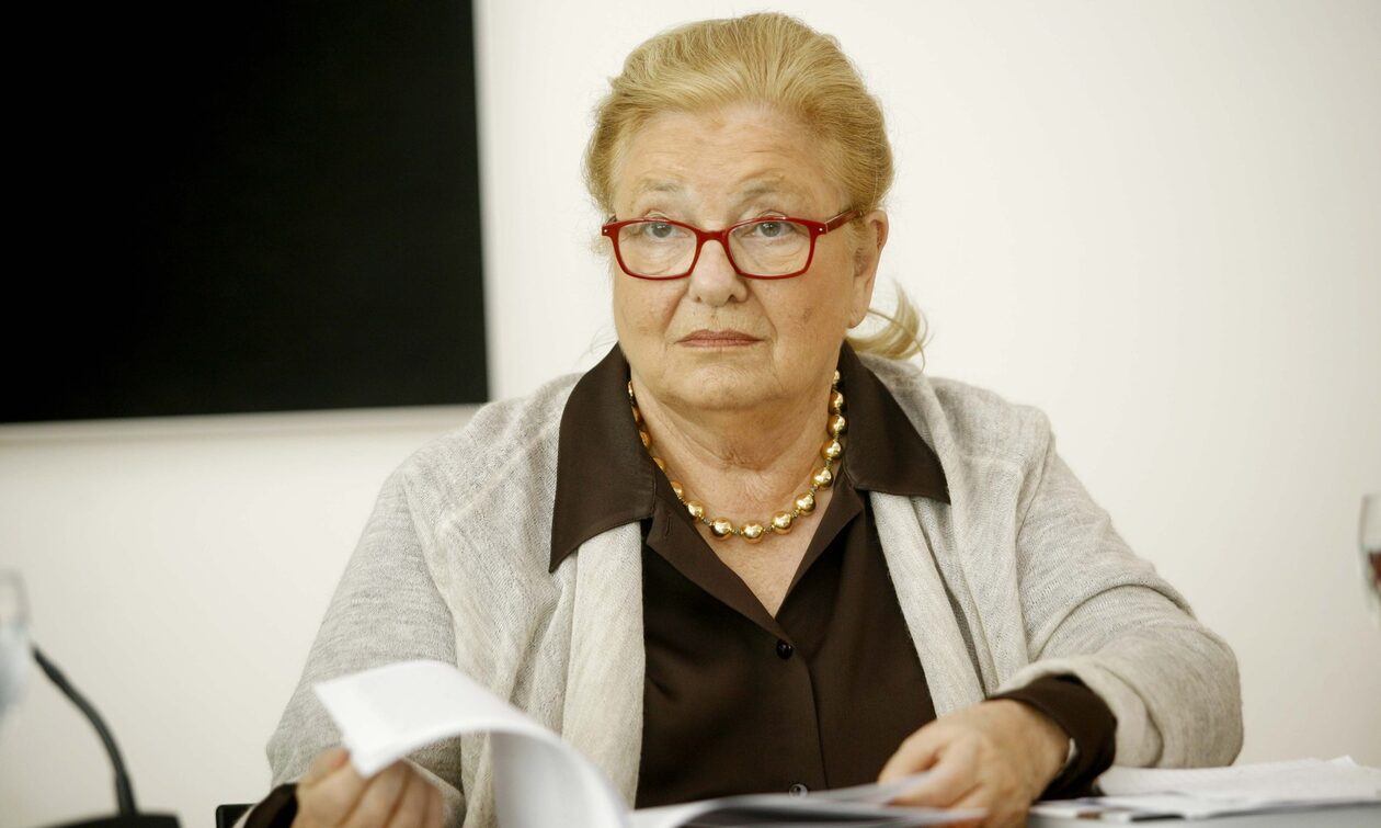 Πέθανε η Αιμιλία Γερουλάνου: Ήταν πρώην πρόεδρος του Μουσείου Μπενάκη – Το αντίο του γιου της