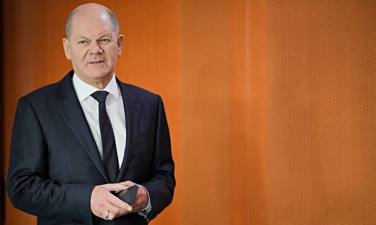 Σολτς: «Δεν σκέφτηκα ποτέ να παραιτηθώ από την καγκελαρία» – Παραδέχεται λάθη της κυβέρνησης