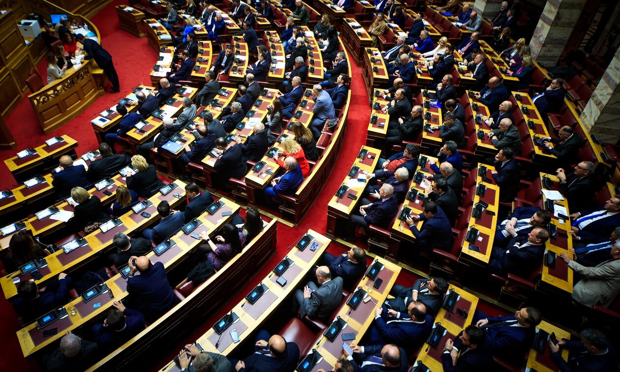 Επιστολική ψήφος: Γιατί «κάηκε» η συναίνεση και ποιος κέρδισε τις εντυπώσεις
