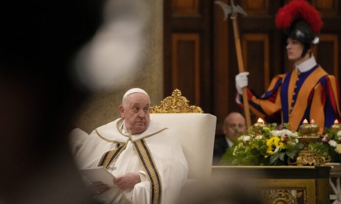 1514933-pope-2.jpg