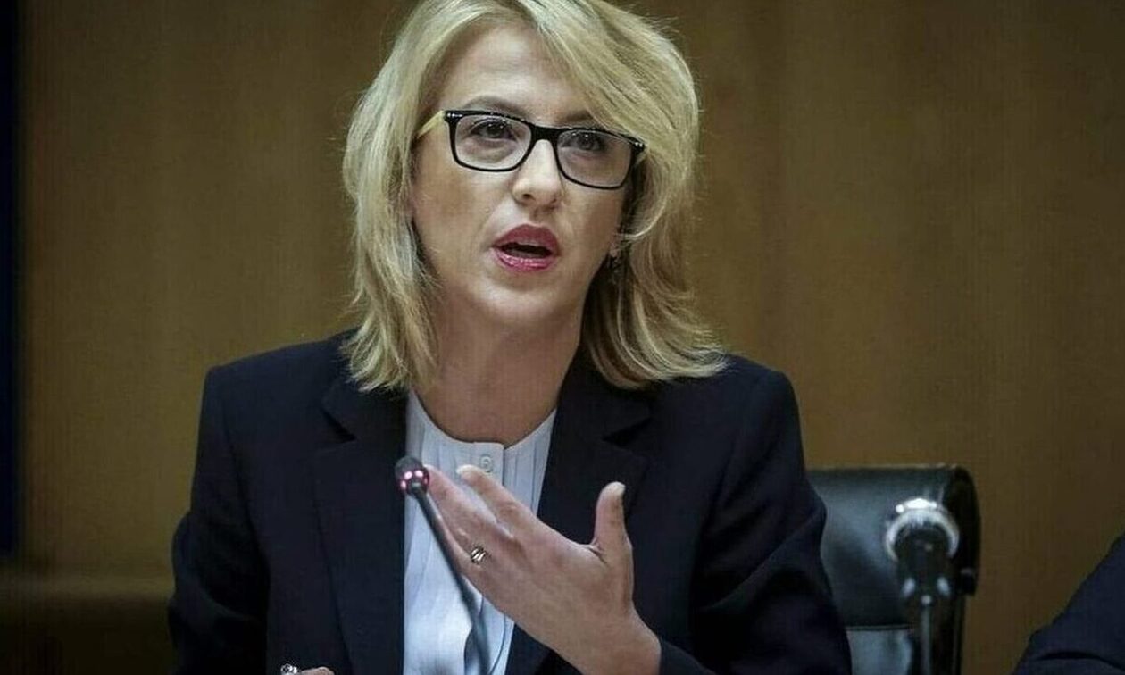 Η Ρένα Δούρου «κάλυψε» τον Τσίπρα για τους νεκρούς στο Μάτι – Τι είπε για την Τροχαία
