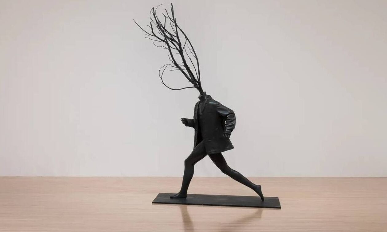 Το MOCA απέκτησε 100 έργα τέχνης, μεταξύ άλλων, πίνακα του Mark Bradford, δωρεά του Μπραντ Πιτ