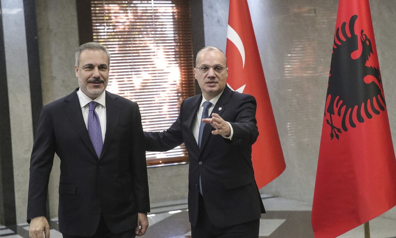 Χακάν Φιντάν: Στη Σόφια μετά τα Τίρανα ο Τούρκος ΥΠΕΞ