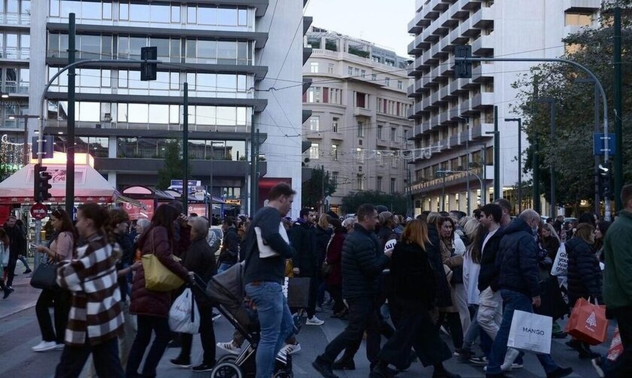 Μητσοτάκης: «Κατώτατος μισθός στα 950 ευρώ στο τέλος της τετραετίας»