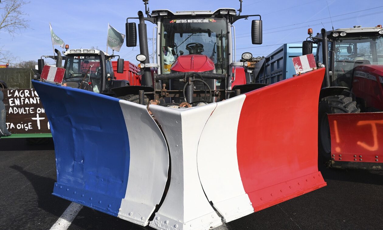 Αγρότες «στα όπλα»: Οι διάδρομοι αλληλεγγύης ΕΕ- Ουκρανίας και τα τρία σενάρια για το μέλλον