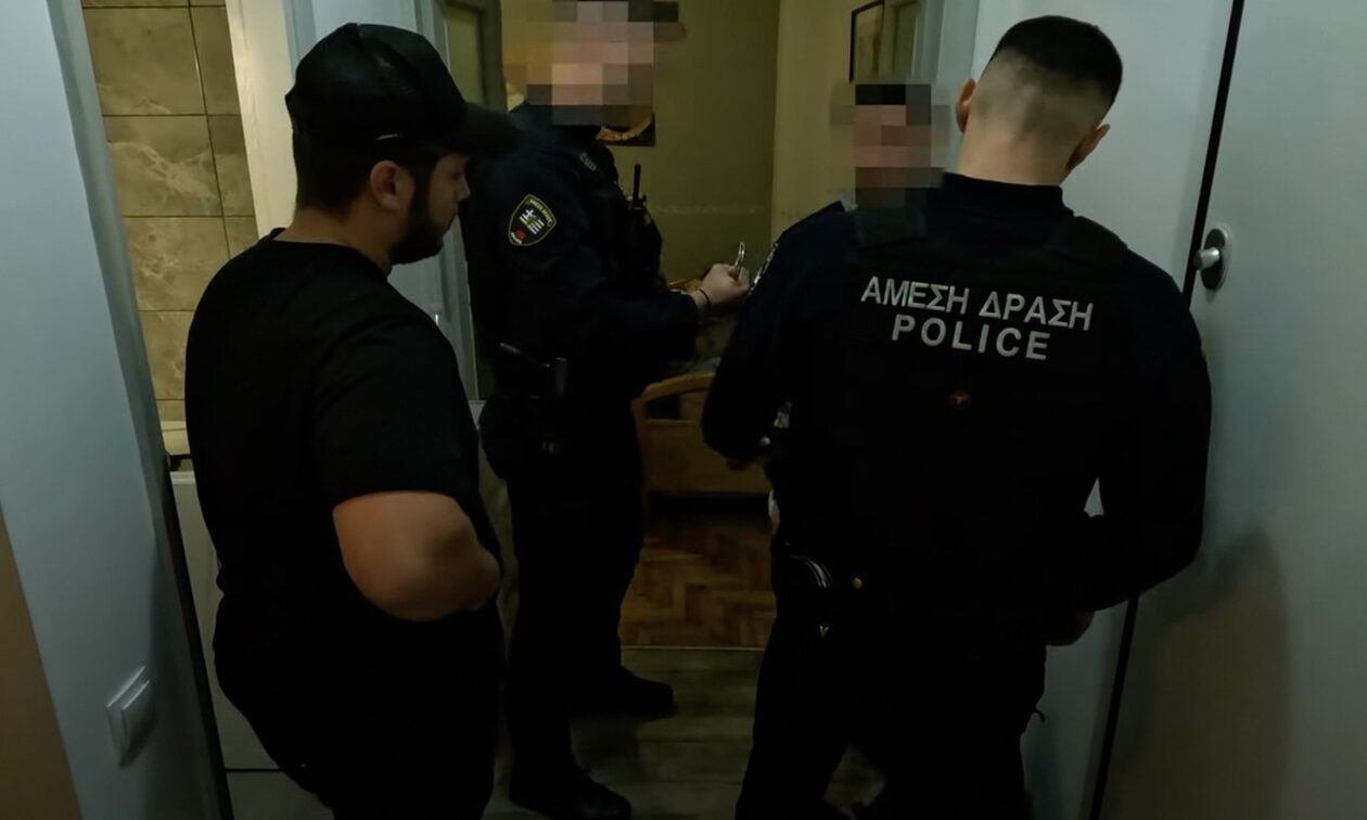 Αλέξανδρος Κοψιάλης: Έρευνα των Αρχών για το βίντεο με τη σύλληψη του 43χρονου στον Πειραιά