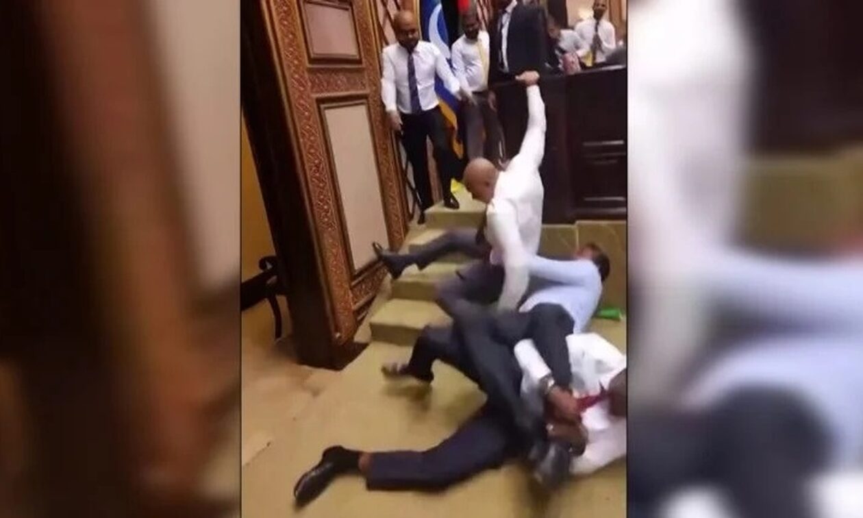Μαλδίβες: Βουλευτές πιάστηκαν στα χέρια – Το κοινοβούλιο μετατράπηκε σε ρινγκ