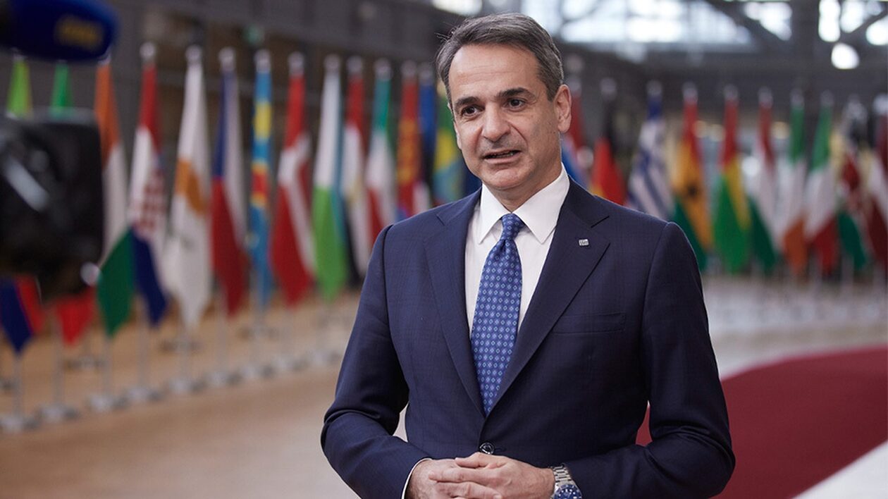 Σύνοδος Κορυφής: Συμφωνία για 50 δισ. ευρώ στην Ουκρανία – Δηλώσεις Μητσοτάκη για τους αγρότες