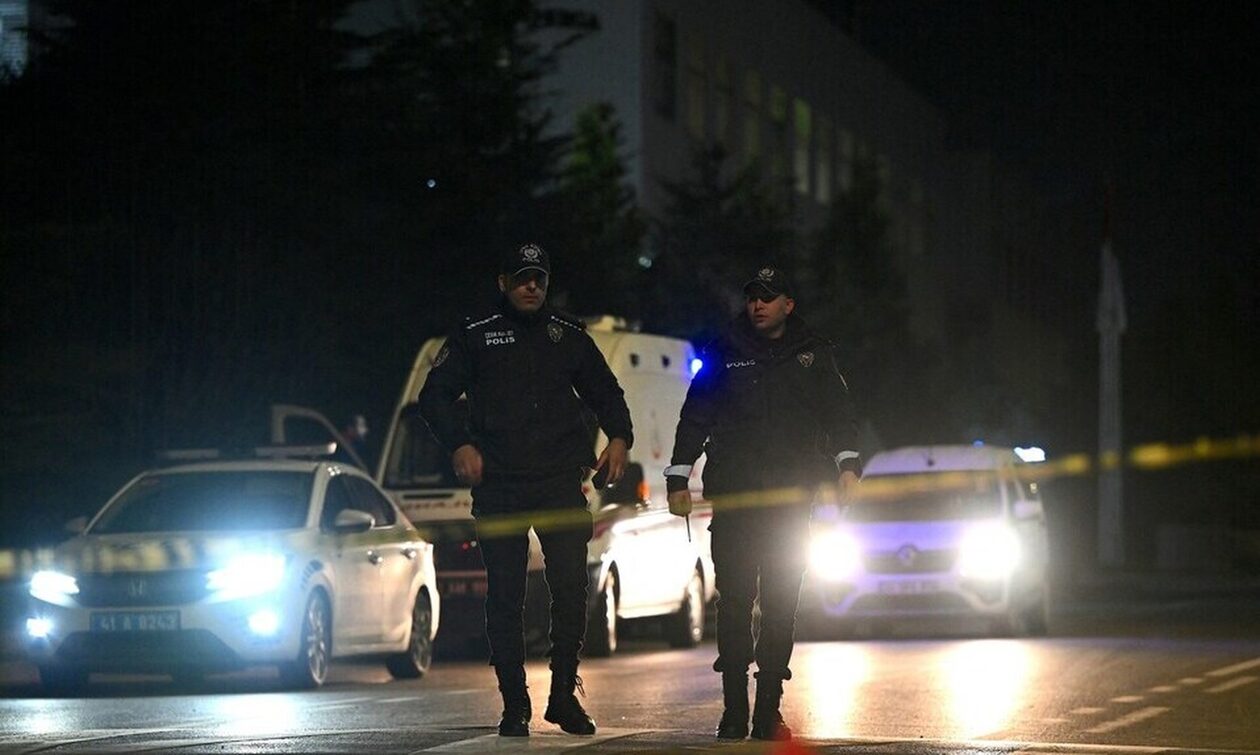 Τουρκία: «Μας έχουν πάρει ομήρους, είμαστε καλά» – Πληροφορίες για δύο ενόπλους στο εργοστάσιο