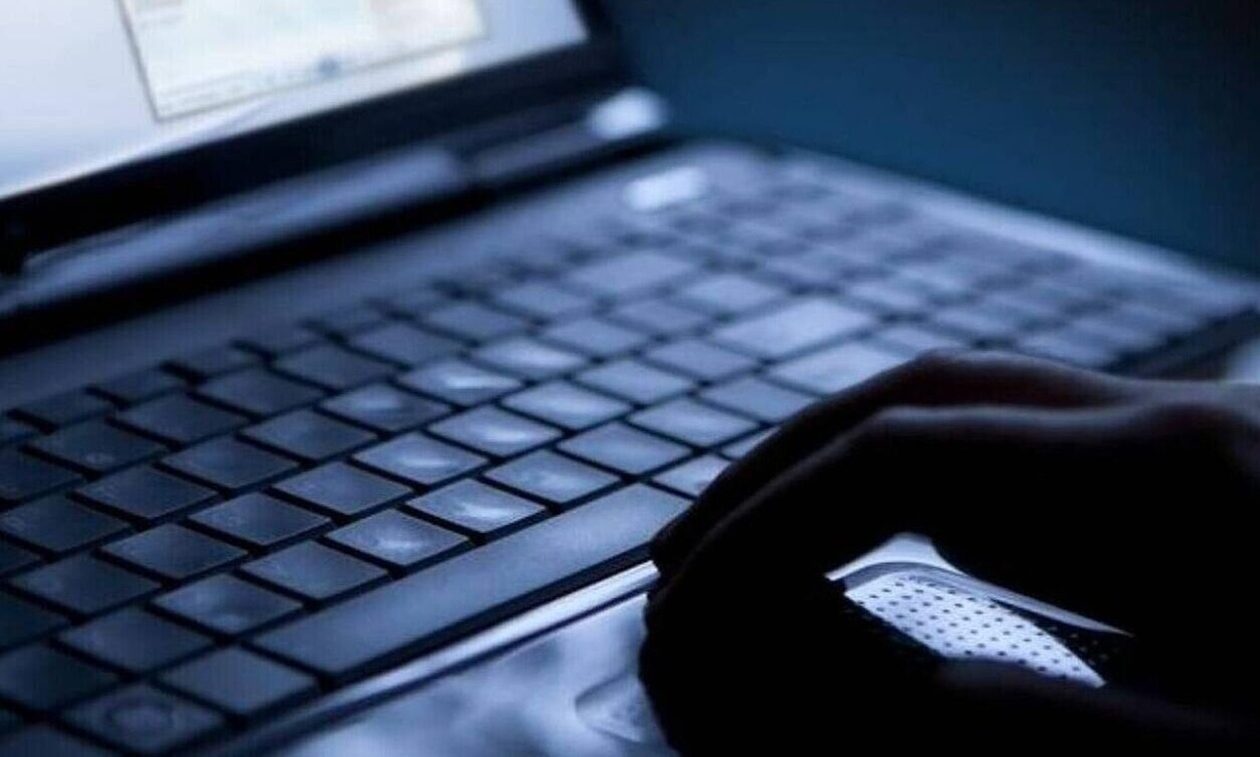 Τον έσωσε η… περιτομή: Εκτός φυλακής νεαρός που κατηγορήθηκε για ροζ βίντεο με ανήλικη