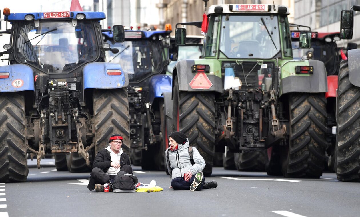 EE: Γιατί φωνάζουν οι αγρότες και τι μπορούν να κάνουν οι «27»; Αδιέξοδα, ευκαιρίες και προκλήσεις