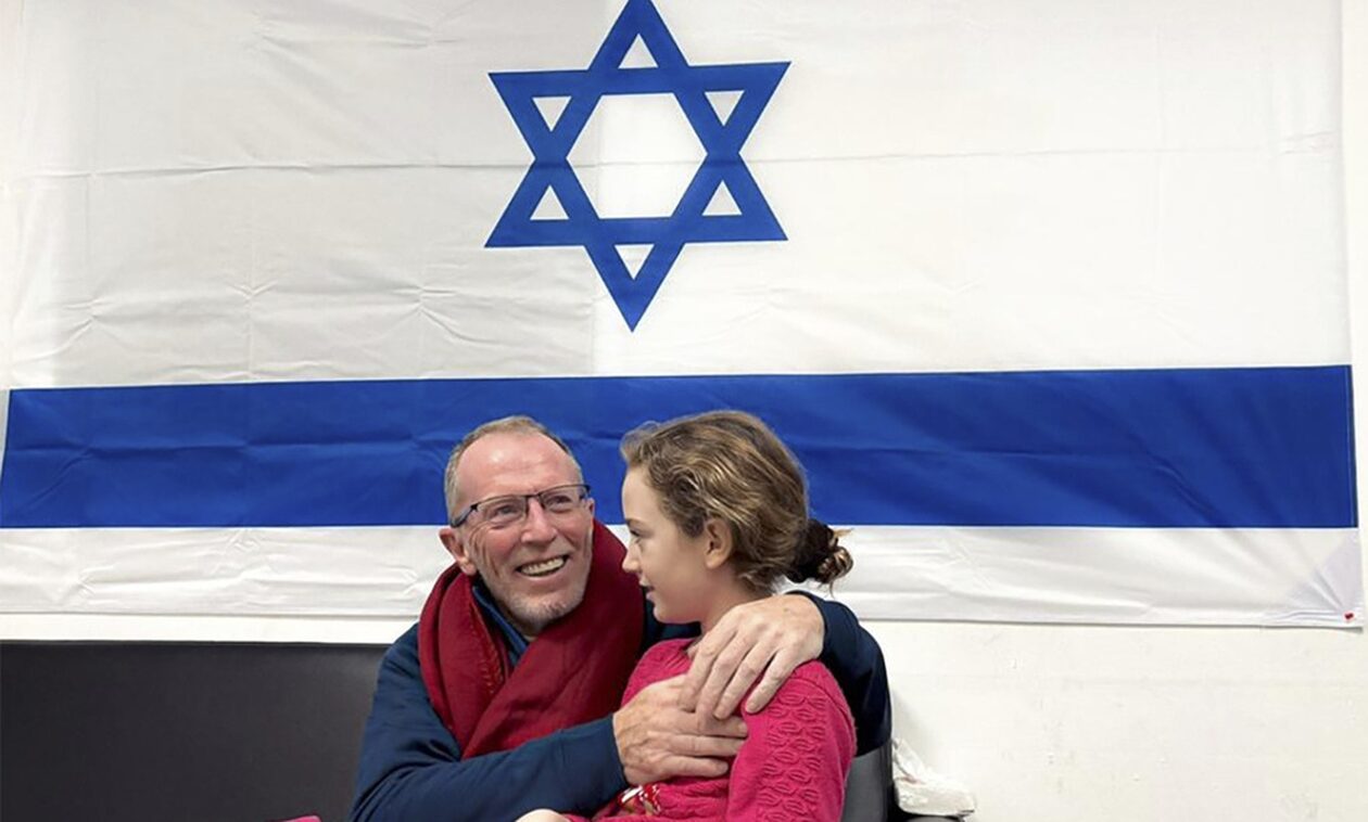 Χαμάς: Απείλησαν 9χρονη όμηρο με μαχαίρι – Η οδύσσεια της Έμιλι Χαντ και ο εφιάλτης στο «κουτί»