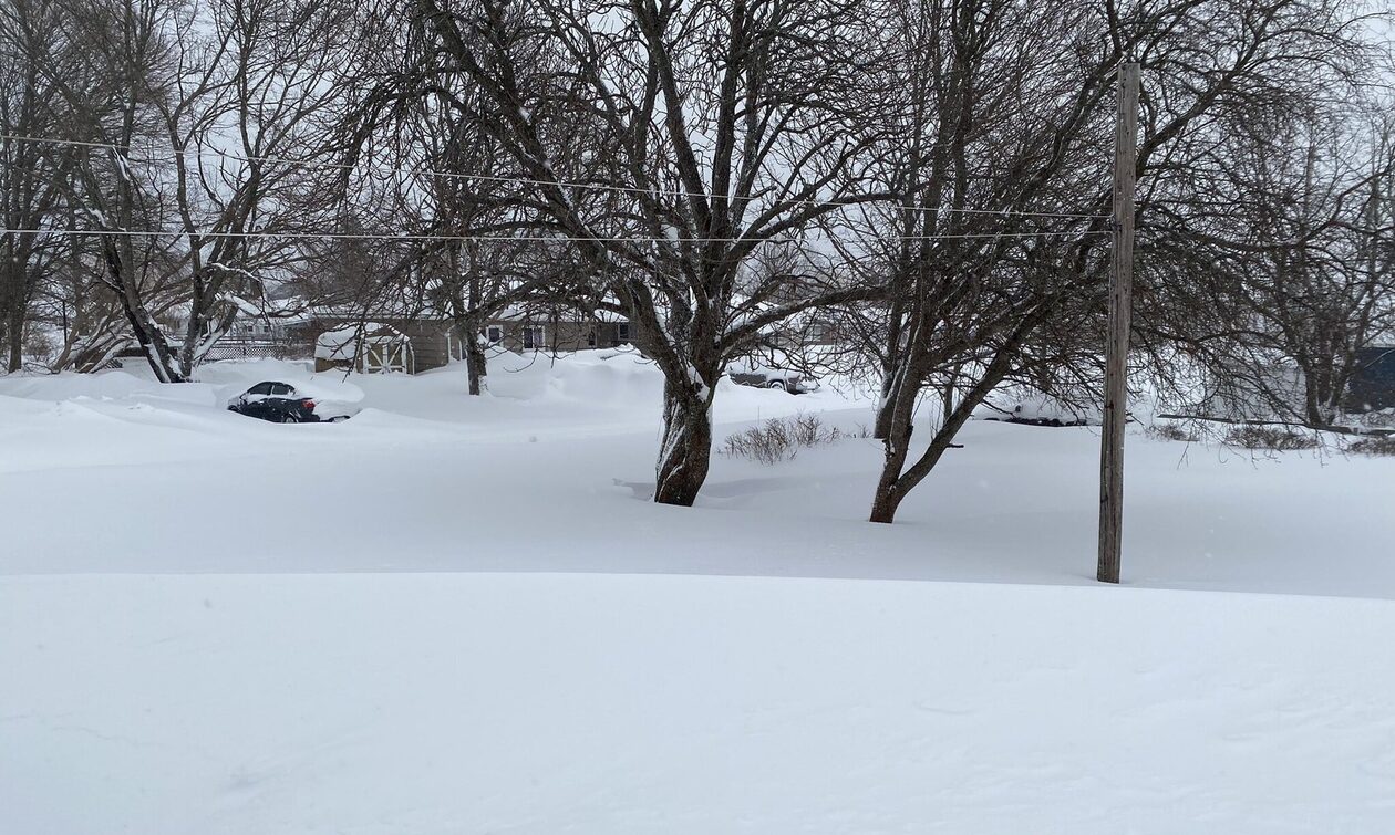 Καναδάς: «Ιστορική» χιονοθύελλα παρέλυσε περιοχές στα ανατολικά της χώρας