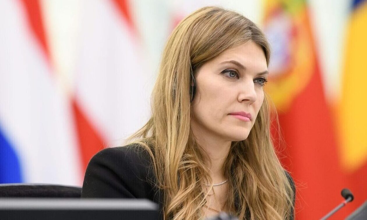 Εύα Καϊλή: Απαγορεύεται να μιλάει σε Μέσα Ενημέρωσης – Απειλείται με επιστροφή στη φυλακή