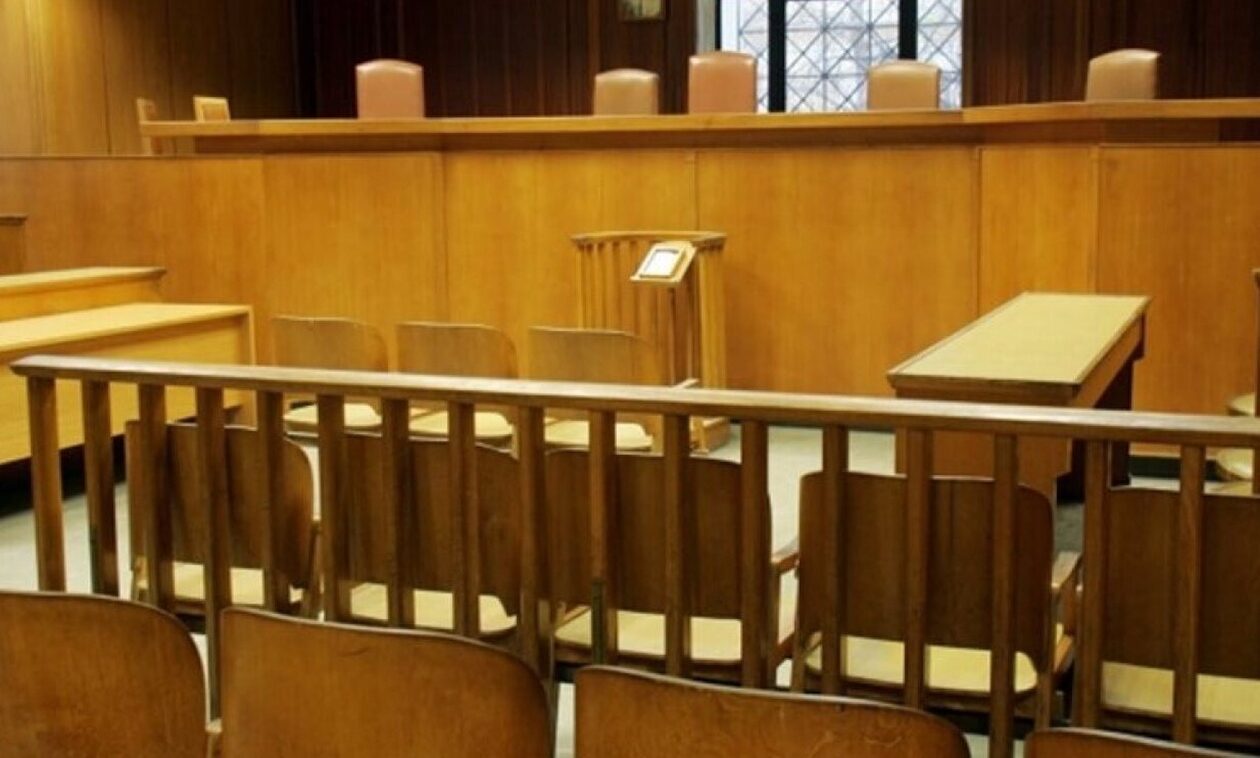 Ολομέλεια δικηγόρων: Παράταση αποχής έως τις 26 Φεβρουαρίου από ποινικές δίκες και άλλες διαδικασίες