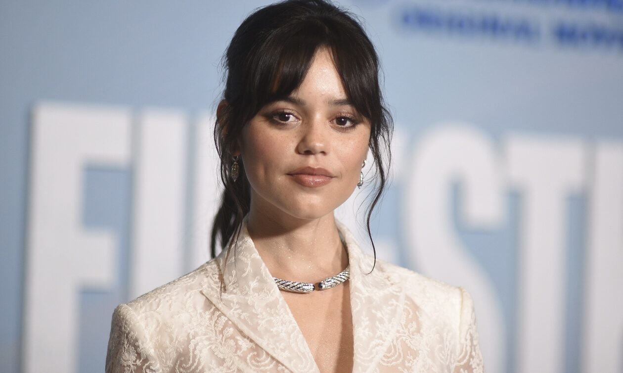 Χαμός στο Twitter με τις ερωτικές σκηνές της 21χρονης Τζένα Ορτέγκα με 52χρονο ηθοποιό