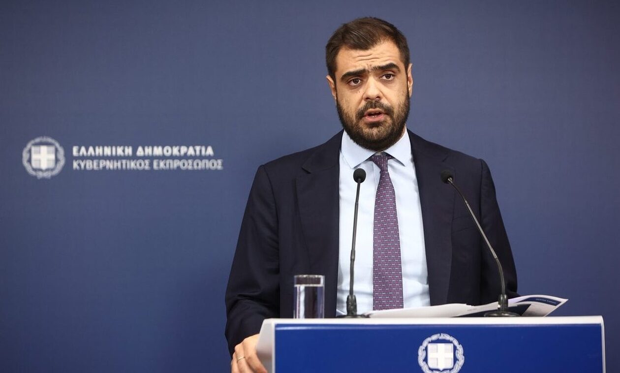 Παύλος Μαρινάκης: Eνημέρωση πολιτικών συντακτών