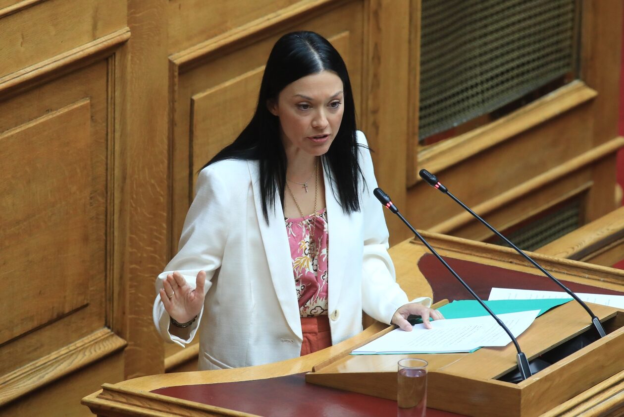 Επεισόδιο Γιαννακοπούλου – Κουκουλόπουλου: «Δε θα μου πεις τι θα κάνω, δεν είσαι ο μπαμπάς μου»