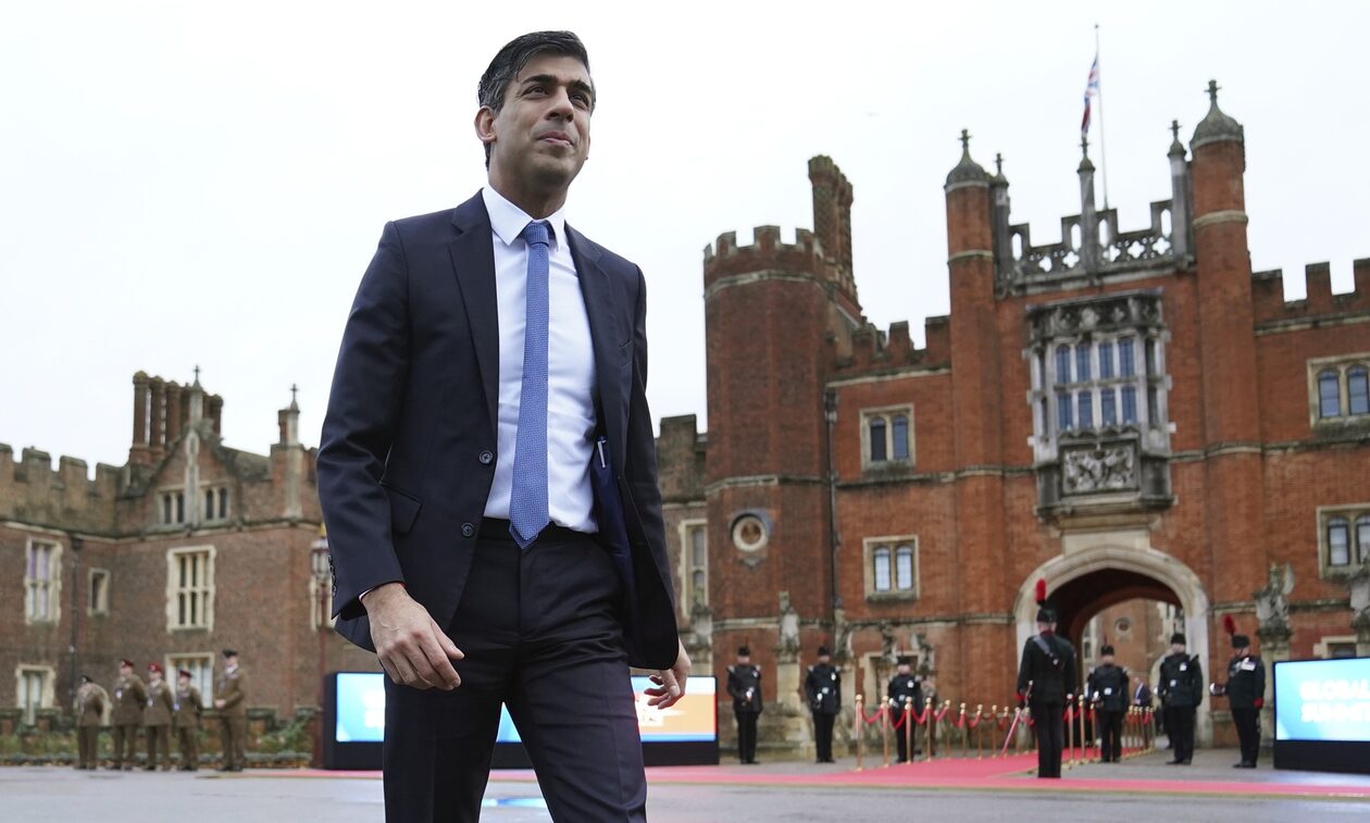 Ρίσι Σούνακ: Πλήρωσε περισσότερες από 500.000 λίρες σε φόρους το 2023