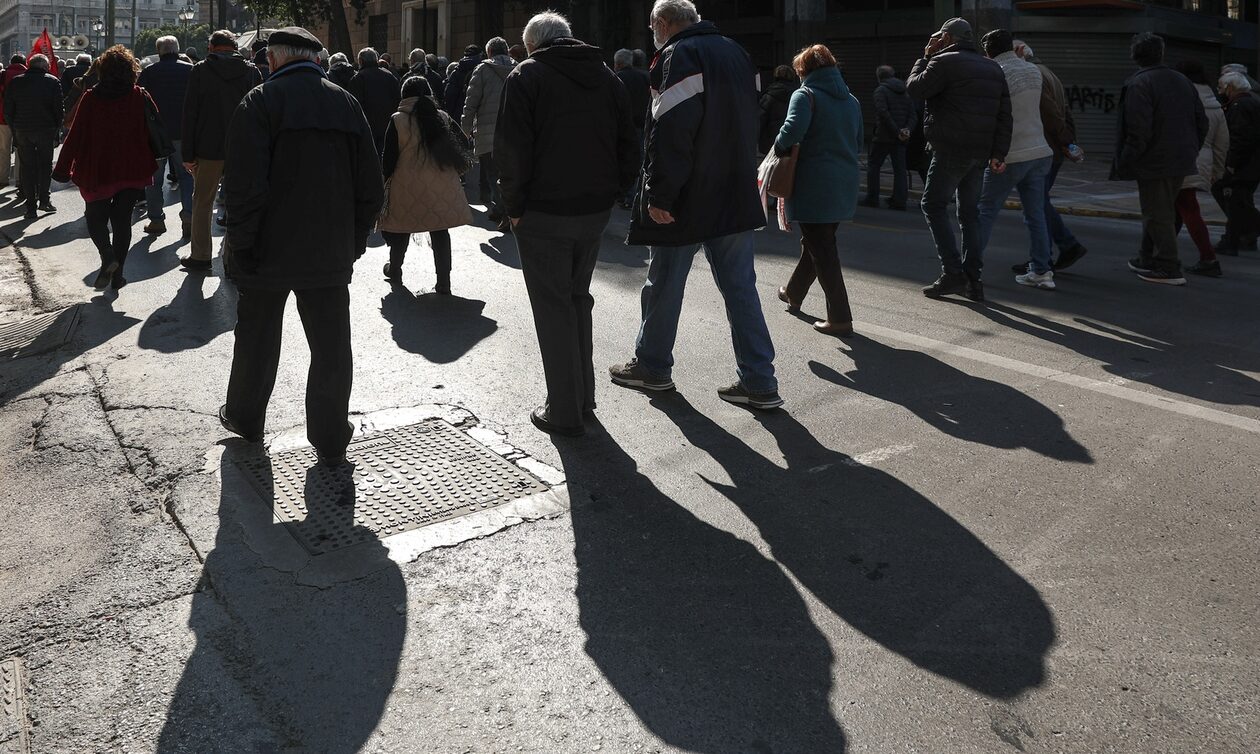 Συντάξεις χηρείας: Τρεις αλλαγές και αυξήσεις