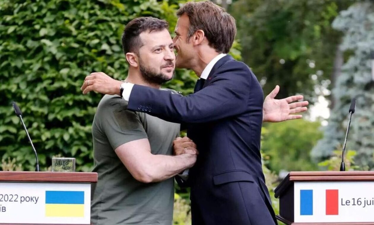 Συνομιλία Μακρόν με Ζελένσκι: Στο επίκεντρο οι εξοπλιστικές ανάγκες της Ουκρανίας