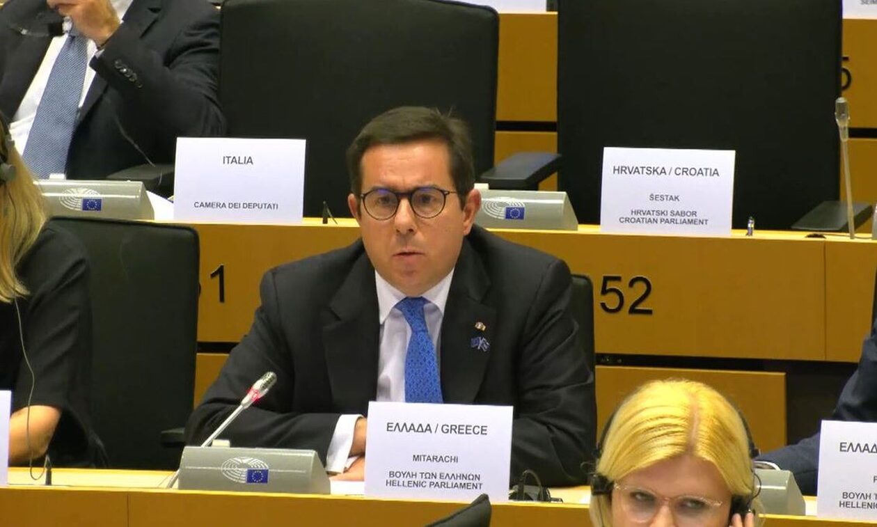 Μηταράκης: Ό,τι δεν λειτουργεί στην ΕΕ, πρέπει να αλλάζει! Οι αγρότες στα χωράφια, όχι στους δρόμους