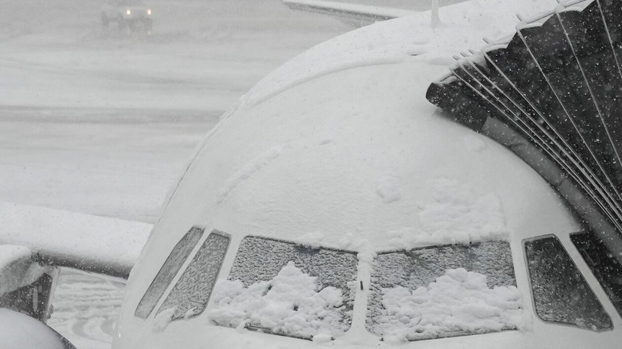 ΗΠΑ: Καταιγίδα με χιόνι στις βορειοανατολικές πολιτείες – Κλειστά σχολεία  καθηλώνονται αεροπλάνα