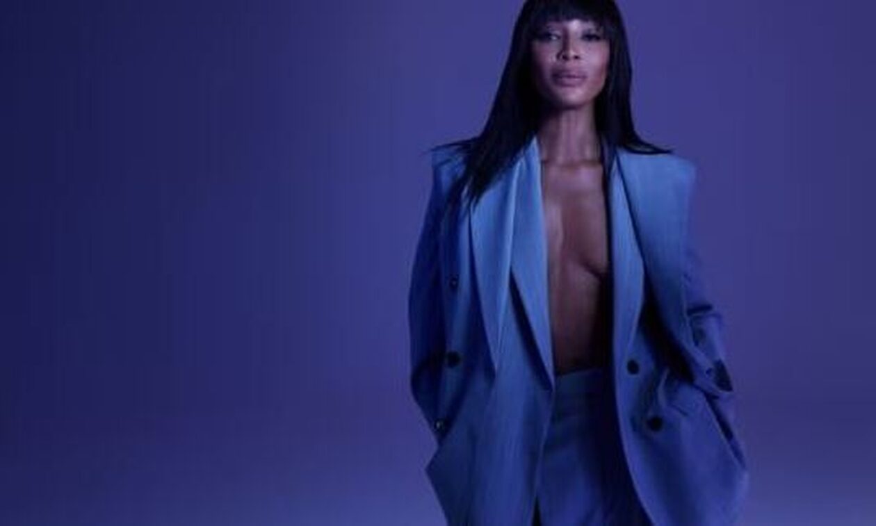 Nαόμι Κάμπελ: Υπογράφει σειρά «έξυπνων» ρούχων για μεγάλο οίκο μόδας – Ύμνος στον γρήγορο τρόπο ζωής