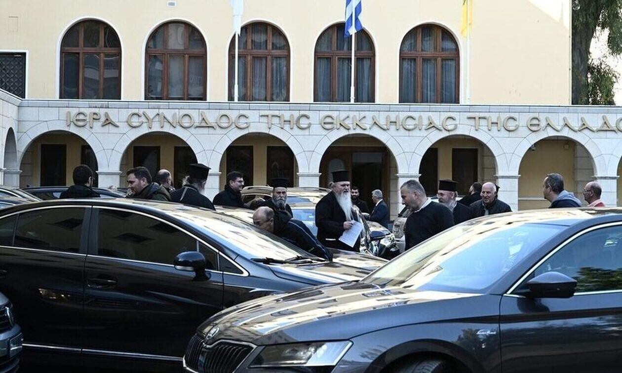 Πατέρας Σεραφείμ: «Όποιος βουλευτής ψηφίσει υπέρ του νομοσχεδίου, δεν θα μπει στην εκκλησία»