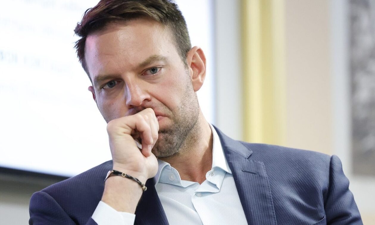 Κασσελάκης στην Πολιτική Γραμματεία ΣΥΡΙΖΑ: Θα υπάρξουν συνέπειες σε όποιον δεν ψηφίσει τον γάμο