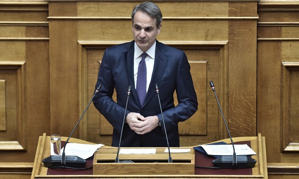 Ομόφυλα ζευγάρια: LIVE η ομιλία του Κυριάκου Μητσοτάκη από τη Βουλή